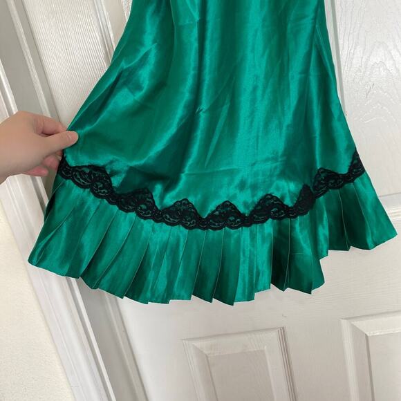VICTORIAS SECRET Gold Label Vitage Slip Nightgown Emerald Green Lace Sexy Small - Picture 5 of 6